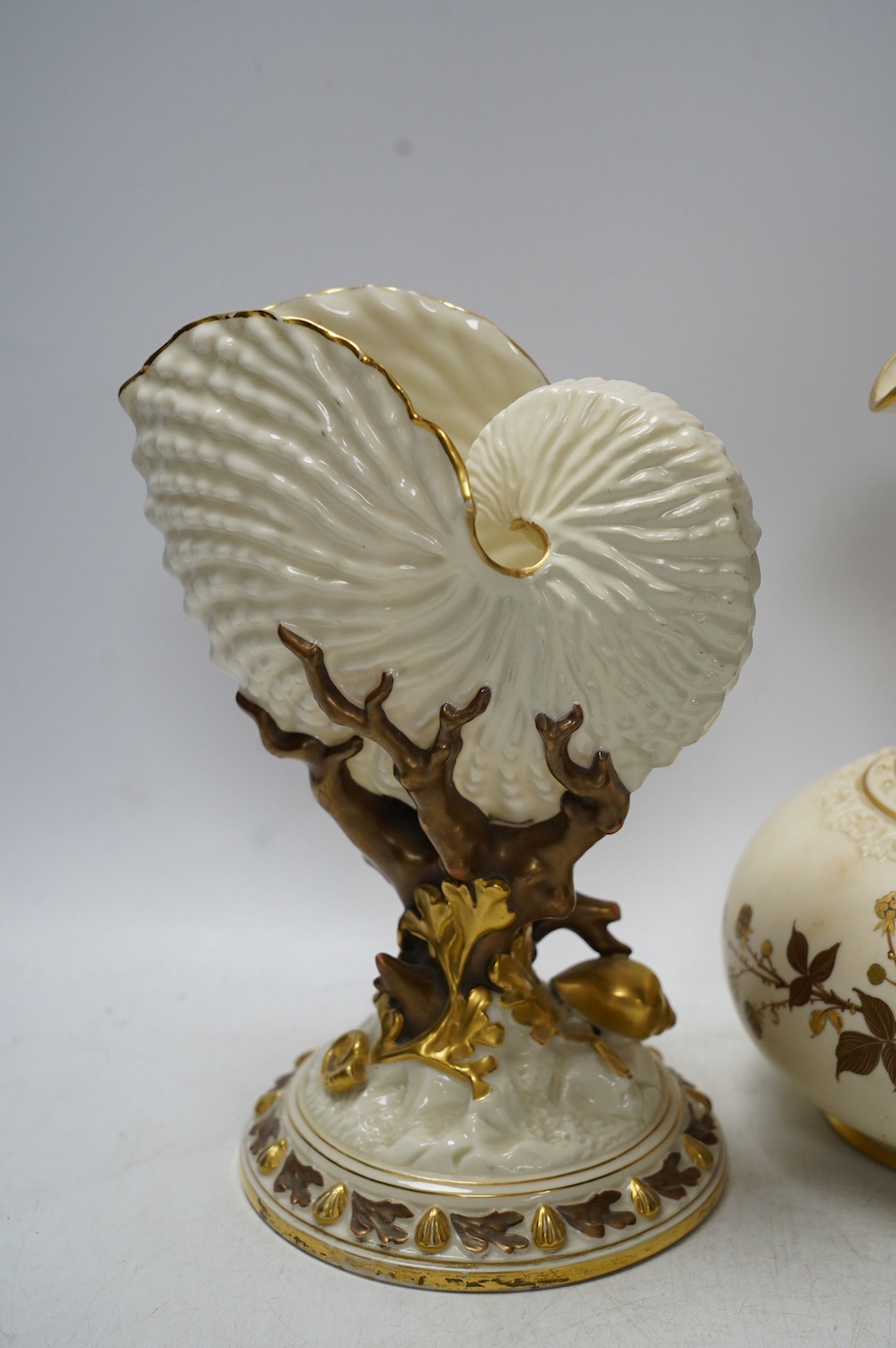 A Worcester nautilus vase and a blush ivory ewer, 1136, largest 22cm high. Condition - good